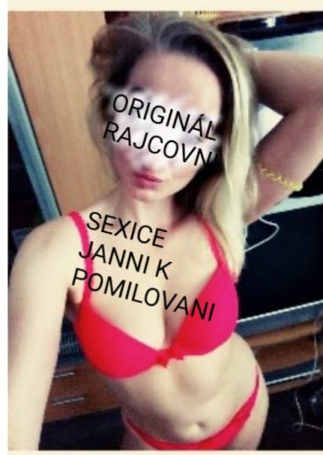 JANNI SE S DVĚMA DÍVKAMI
